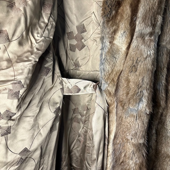 Vintage Fur Coat - Picture 10 of 16